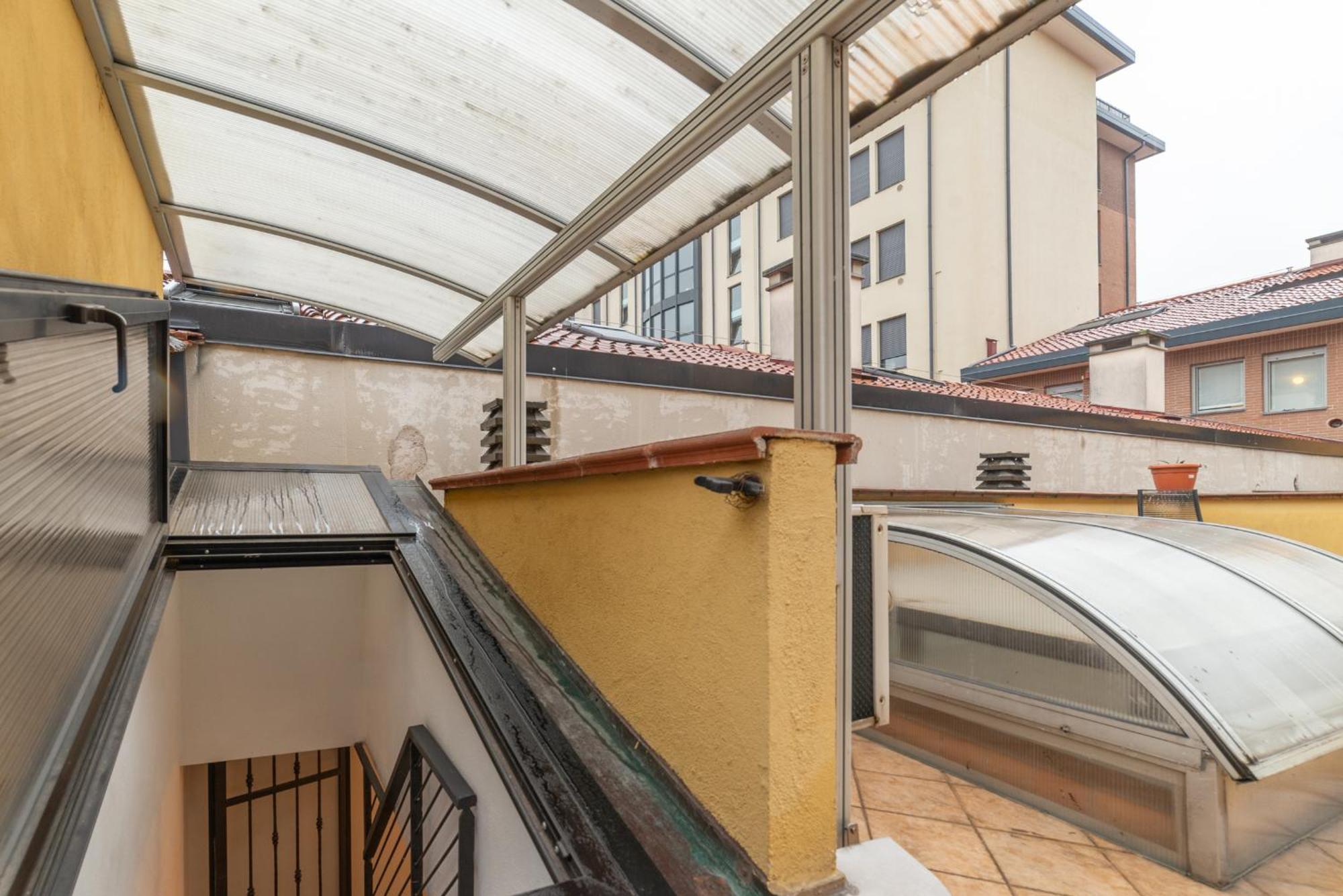 Throat House Apartment Милано Екстериор снимка