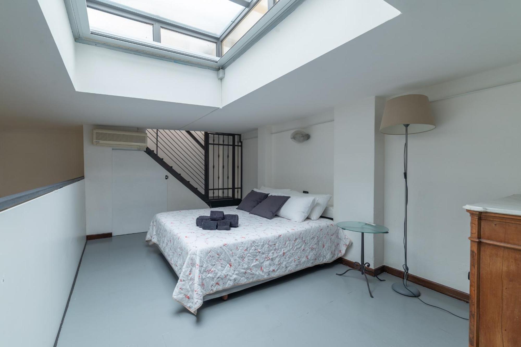 Throat House Apartment Милано Екстериор снимка